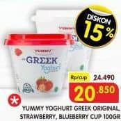 Promo Harga Yummy Yogurt Strawberry, Original, Blueberry 100 gr - Superindo