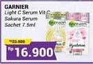 Promo Harga Garnier Booster Serum Sakura White Hyaluron, Light Complete Vitamin C 7 ml - Alfamidi