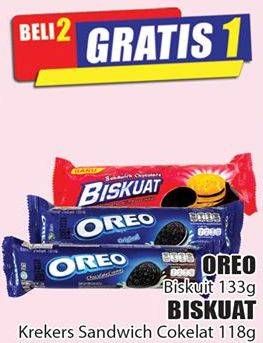 Promo Harga OREO Biskuit 133 g, BISKUAT Sandwich Cokelat 118 g  - Hari Hari