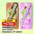 Promo Harga Greenfields UHT Choco Malt, Strawberry 200 ml - Alfamart