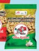 Promo Harga DUA KELINCI Kacang Rasa Bawang 180 gr - Yogya