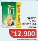 Promo Harga CHITATO Lite Snack Potato Chips  Seaweed 120 gr - Alfamidi