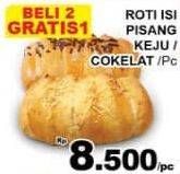 Promo Harga Roti Isi Pisang Keju, Cokelat  - Giant