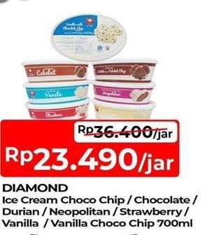 Promo Harga Diamond Ice Cream Chocolate With Chocolate Chip, Cokelat, Durian, Neapolitan, Stroberi, Vanila, Vanilla With Chocolate Chip 700 ml - TIP TOP