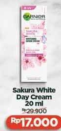 Promo Harga GARNIER Sakura White Cream Day 20 ml - Alfamidi