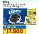 Promo Harga Oreo Biskuit Vanilla Choco Playpack Minion 239 gr - Indomaret