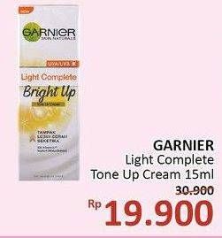 Promo Harga GARNIER Light Complete Cream 15 ml - Alfamidi