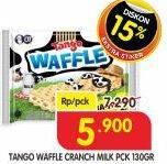 Promo Harga TANGO Waffle Cranch Chox 130 gr - Superindo