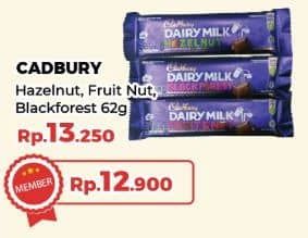 Promo Harga Cadbury Dairy Milk Hazelnut, Fruit Nut, Black Forest 62 gr - Yogya