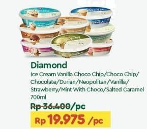 Promo Harga Diamond Ice Cream Vanilla With Chocolate Chip, Chocolate With Chocolate Chip, Durian, Cokelat, Neapolitan, Vanila, Stroberi, Mint With Chocolate Chip, Salted Caramel 700 ml - TIP TOP