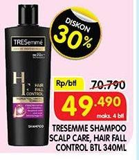 Promo Harga TRESEMME Shampoo Scalp Care, Hair Fall Control 340 ml - Superindo