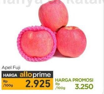 Promo Harga Apel Fuji per 100 gr - Carrefour
