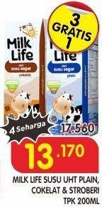Promo Harga MILK LIFE Fresh Milk Chocolate, Strawberry 200 ml - Superindo