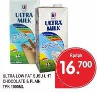 Promo Harga ULTRA MILK Susu UHT Chocolate, Plain 1000 ml - Superindo