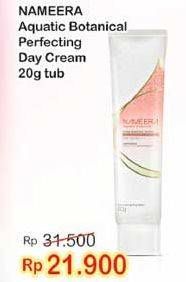 Promo Harga NAMEERA Pure Radiant Glow Perfecting Day Cream SPF 30 PA++ 20 gr - Indomaret