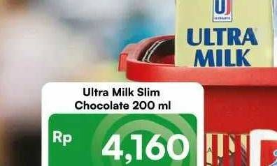 Promo Harga Ultra Milk Susu UHT Coklat 200 ml - Carrefour