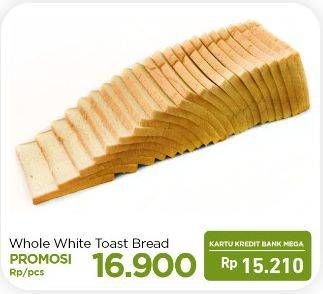 Promo Harga Whole White Toast bread  - Carrefour