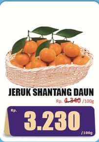 Promo Harga Jeruk Shantang Daun per 100 gr - Hari Hari