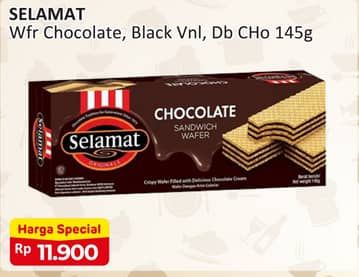 Promo Harga Selamat Wafer Black Vanilla, Chocolate, Double Chocolate 145 gr - Alfamart