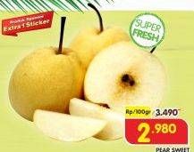 Promo Harga Pear Sweet per 100 gr - Superindo