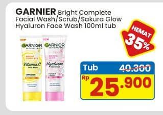 Promo Harga Garnier Facial Cleanser Bright Complete Face Scrub, Bright Complete Face Wash, Sakura Glow Face Wash 100 ml - Indomaret