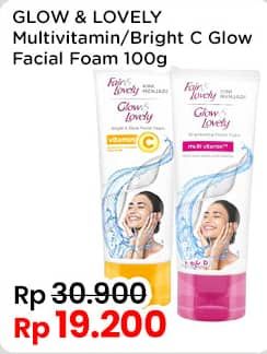 Promo Harga Glow & Lovely (fair & Lovely) Facial Foam Bright C Glow Vitamin C, Brightening Multi Vitamin 100 gr - Indomaret