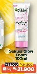 Promo Harga Garnier Sakura Glow Glowing Face Wash Facial Cleanser 100 ml - Alfamart