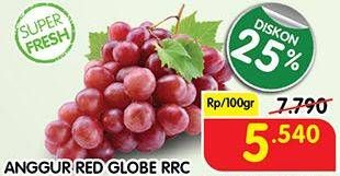 Promo Harga Anggur Red Globe RRC per 100 gr - Superindo