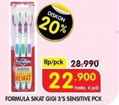 Promo Harga Formula Sikat Gigi Sensitive Active Care Extra Soft, Sensitive Flex Extra Soft 3 pcs - Superindo