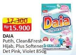 Promo Harga DAIA Deterjen Bubuk Clean Fresh Hijab, Putih, + Softener Pink, + Softener Violet 850 gr - Alfamart