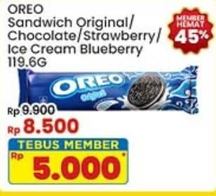 Promo Harga Oreo Biskuit Sandwich Chocolate, Vanilla, Strawberry, Ice Cream Blueberry 119 gr - Indomaret