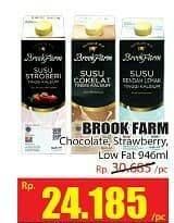 Promo Harga BROOKFARM Fresh Milk Chocolate, Strawberry, Low Fat 946 ml - Hari Hari