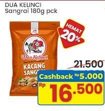 Promo Harga Dua Kelinci Kacang Sangrai 180 gr - Indomaret