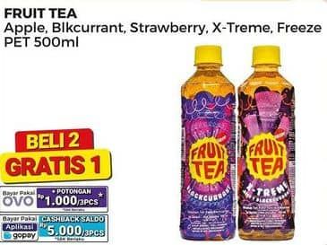 Promo Harga Sosro Fruit Tea Freeze, Xtreme Apple + Blackcurrant, Stroberi, Blackcurrant, Apple 500 ml - Alfamart