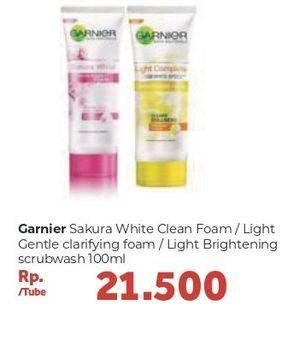 Promo Harga GARNIER Facial Foam Sakura White, Light Bright, Gentle Clarify 100 ml - Carrefour