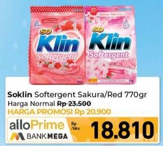 Promo Harga So Klin Softergent Soft Sakura, Cheerful Red 770 gr - Carrefour