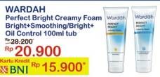 Promo Harga Perfect Bright Creamy Foam 100ml  - Indomaret