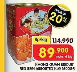 Promo Harga Khong Guan Assorted Biscuit Red Persegi 1600 gr - Superindo