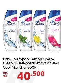 Promo Harga HEAD & SHOULDERS Shampoo Lemon Fresh, Clean Balanced, Smooth Silky, Cool Menthol Barca 300 ml - Carrefour