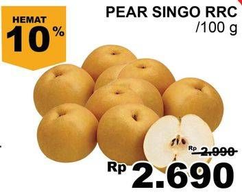 Promo Harga Pear Singo RRC per 100 gr - Giant