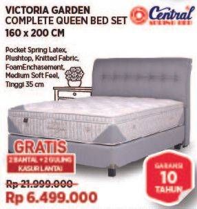 Promo Harga Central Spring Bed Victoria Garden Bed Set 160x200cm  - COURTS