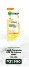 Promo Harga GARNIER Light Complete Cream SPF 36 20 ml - Indomaret