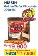 Promo Harga NISSIN Golden Wafers Chocolate 300 gr - Indomaret