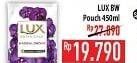 Promo Harga LUX Body Wash 450 ml - Hypermart