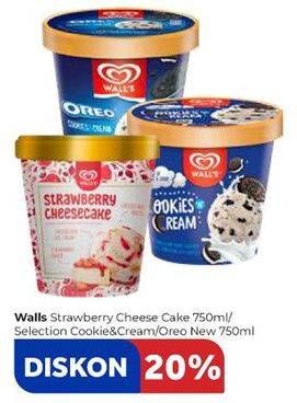Promo Harga WALLS Selection Oreo Cookies Cream, Strawberry Cheesecake 750 ml - Carrefour
