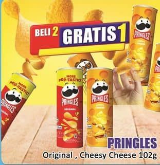 Promo Harga Pringles Potato Crisps Original, Cheesy Cheese 107 gr - Hari Hari