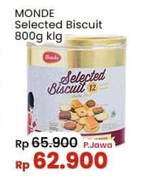 Promo Harga Monde Selected Biscuit 800 gr - Indomaret