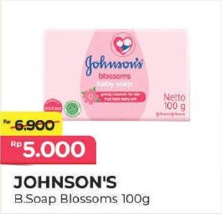Promo Harga JOHNSONS Baby Soap Blossom Soap 100 gr - Alfamart