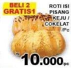 Promo Harga Roti Isi Pisang Keju, Cokelat  - Giant