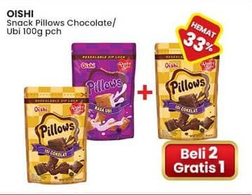 Promo Harga Oishi Pillows Coklat, Ubi 110 gr - Indomaret
